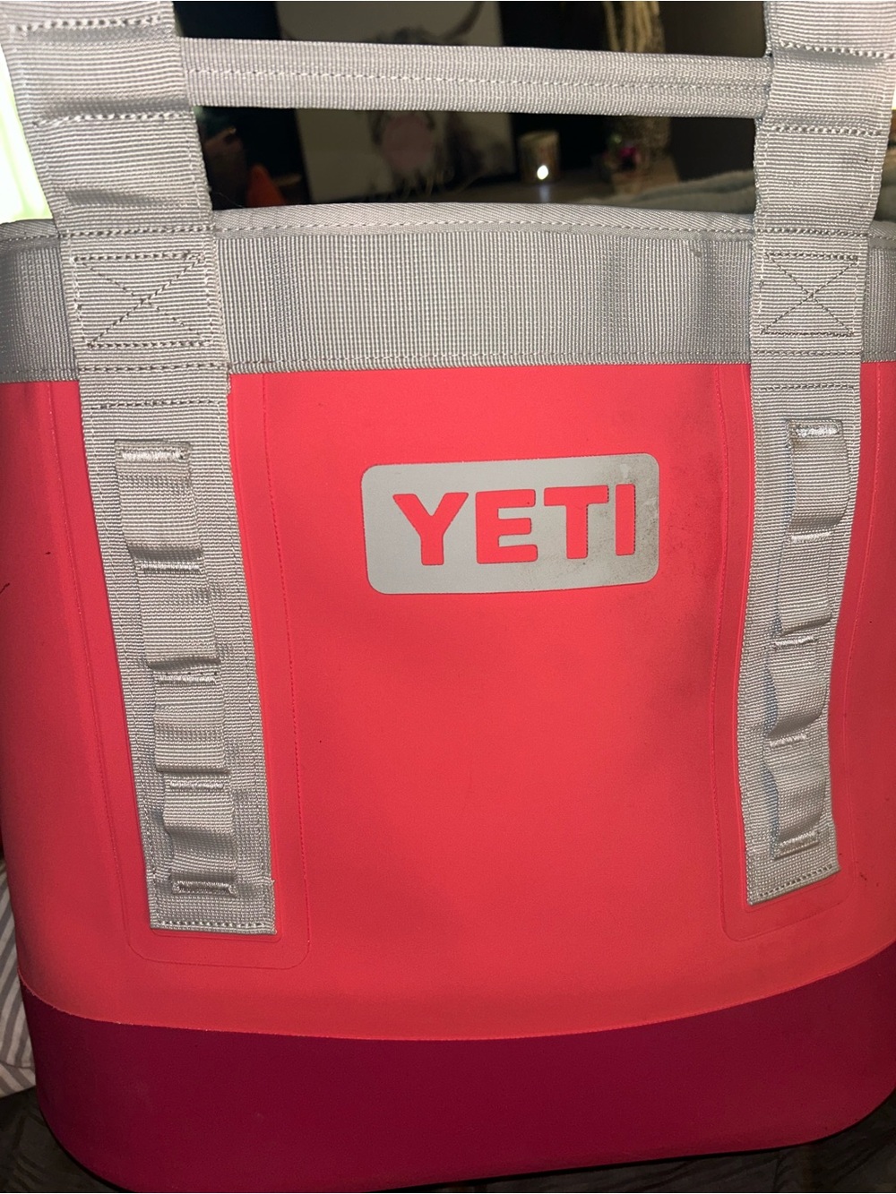 YETI Harvest Red (retired) Camino 35